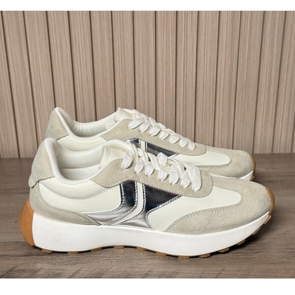 Steve Madden Women’s Kendrix Lace-Up Sneakers Taupe Size 10M - Picture 2 of 15